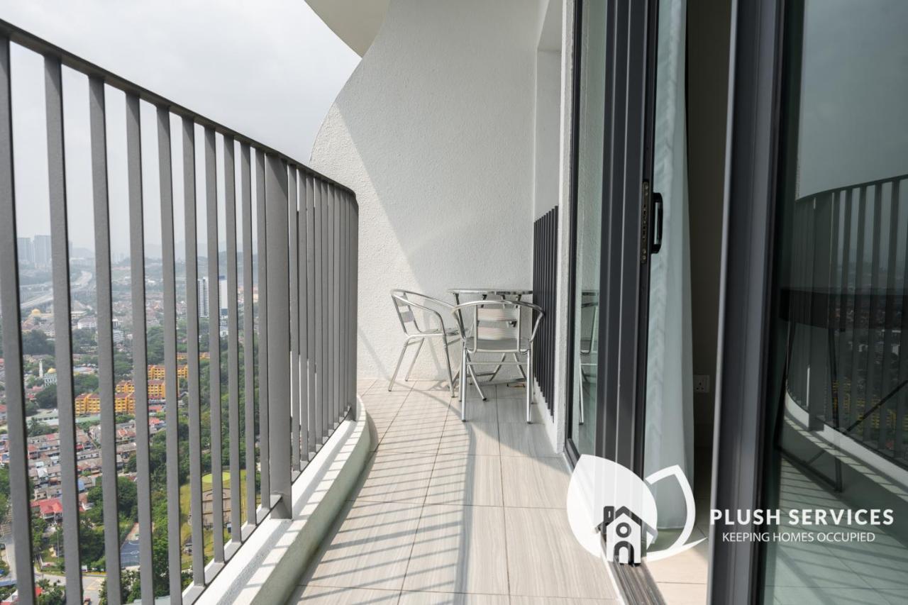 Datum Jelatek By Plush Kuala Lumpur Exterior photo